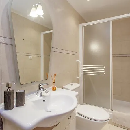 Studio Santa Catarina Apartment Lisbon